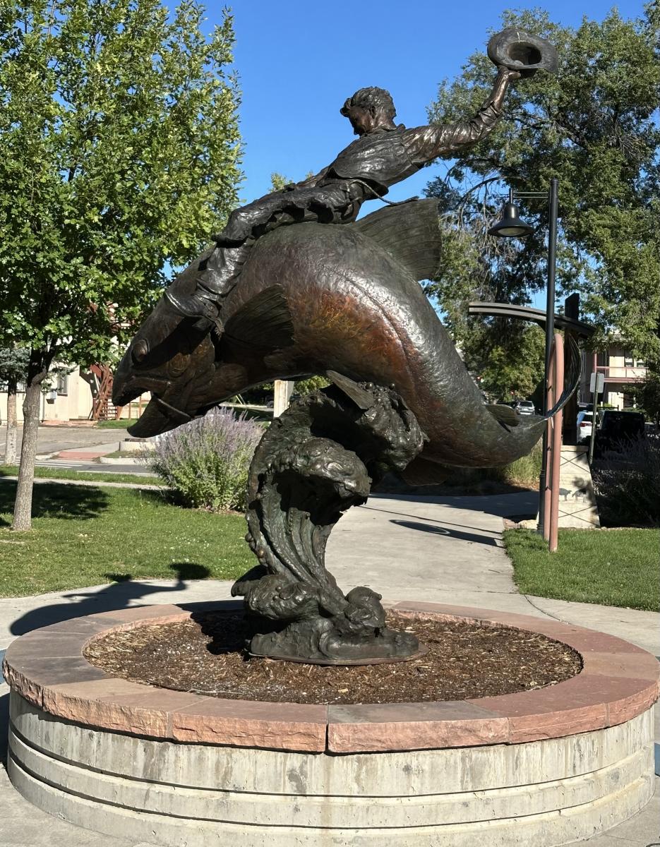 img data-cke-saved-src=